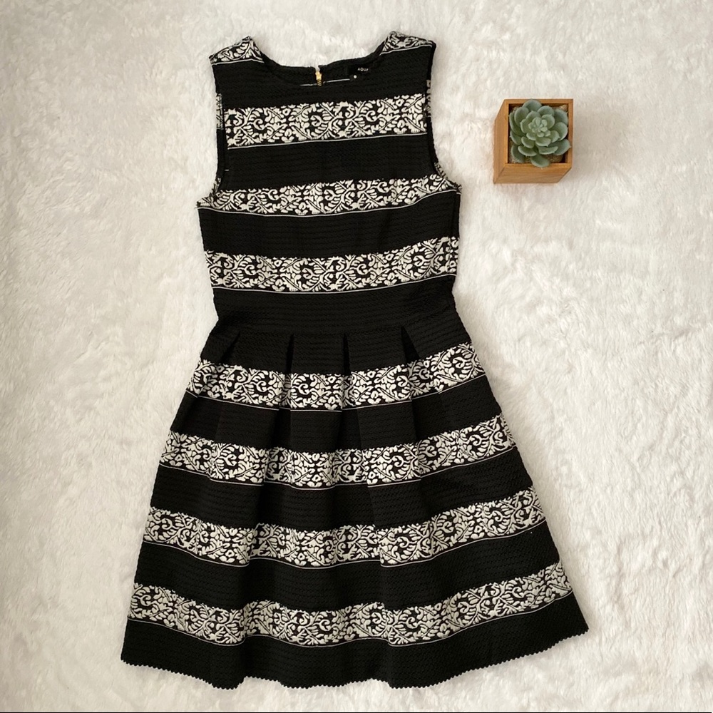 AQUA Black White Dress